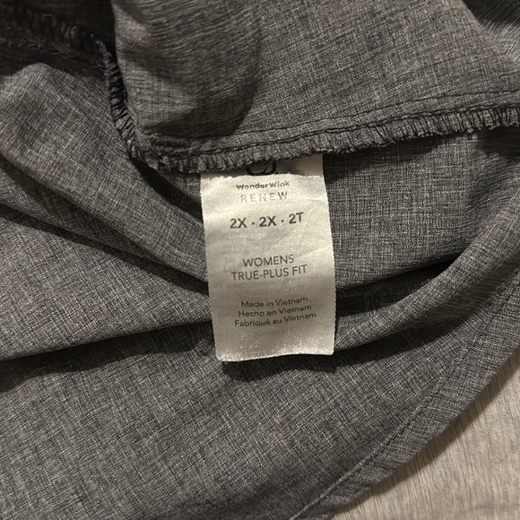 Wonderwink renew heather gray scrub set - Picture 5 of 7